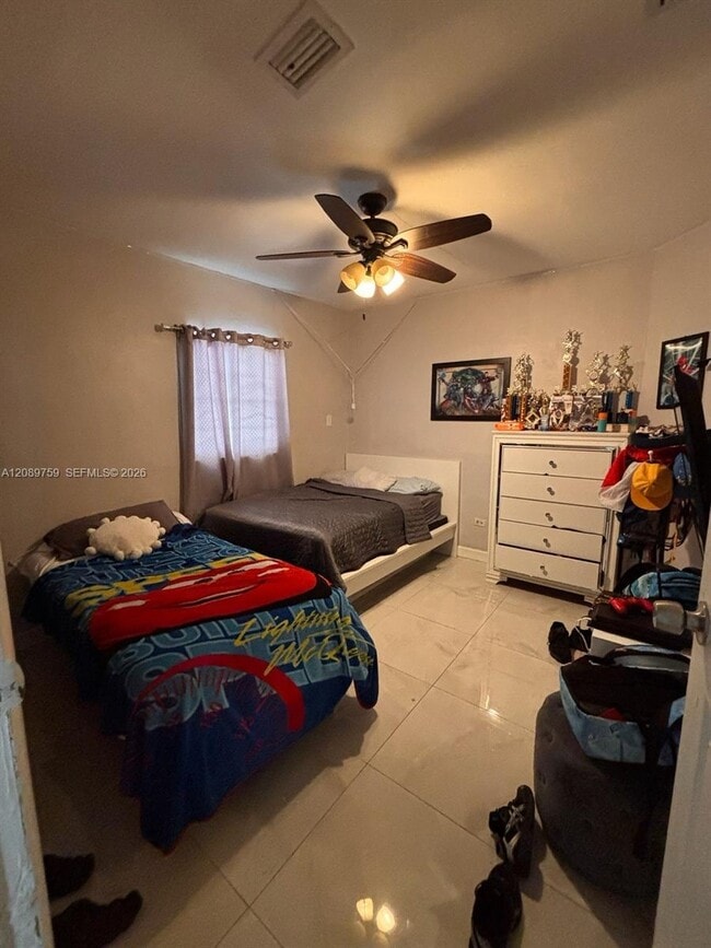 1361 NW 28th St