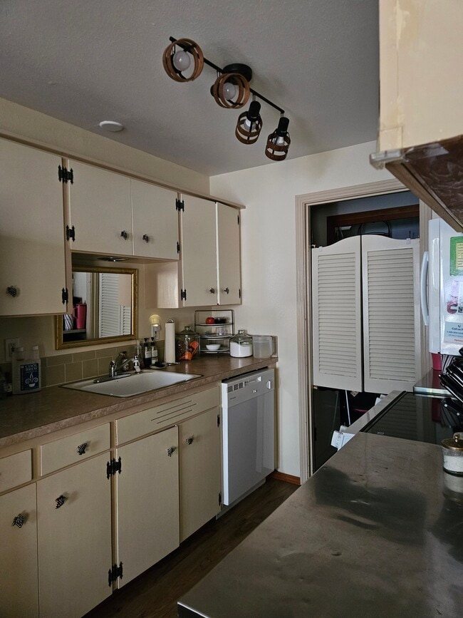 Photo - 21114 77th Pl W Unit 101