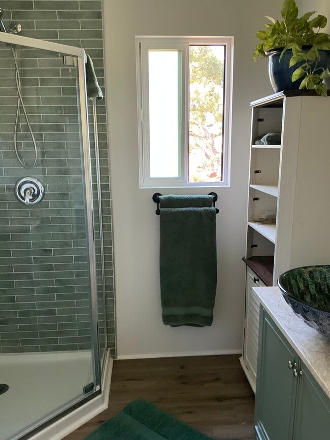 Building Photo - 58 Carlton Dr