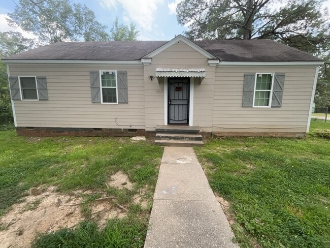 Building Photo - 131 Grandview Cir Rental