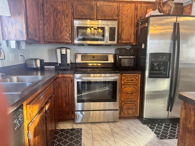 Photo - 4 Bed Single Family Backs up to Park