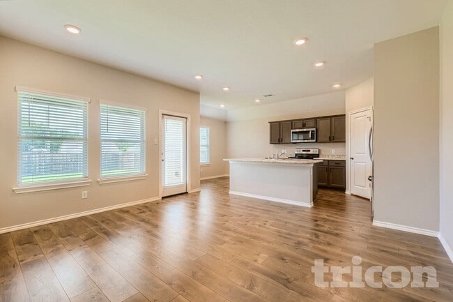 Photo - 3612 Skelton St