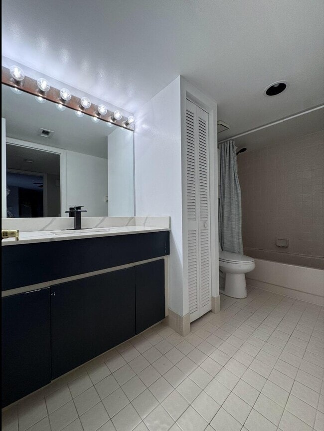 Photo - 1532 W Harmony Lake Cir