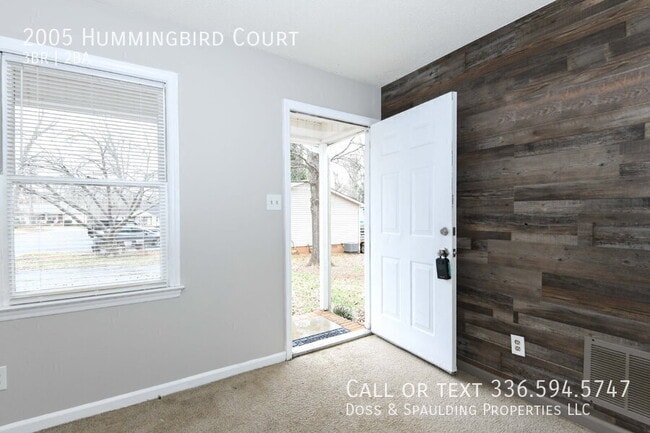 Photo - 2005 Hummingbird Ct