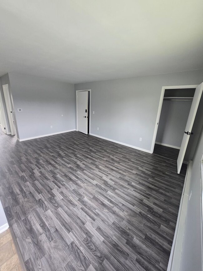 Photo - 2170 King St Unit Apt #3