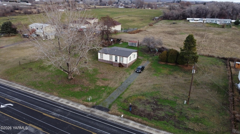 Photo - 471 Cheyne Rd