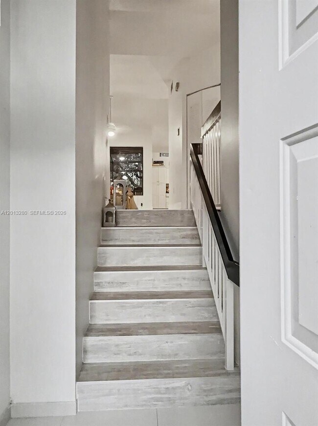 Photo - 15533 N Miami Lakeway Unit 201