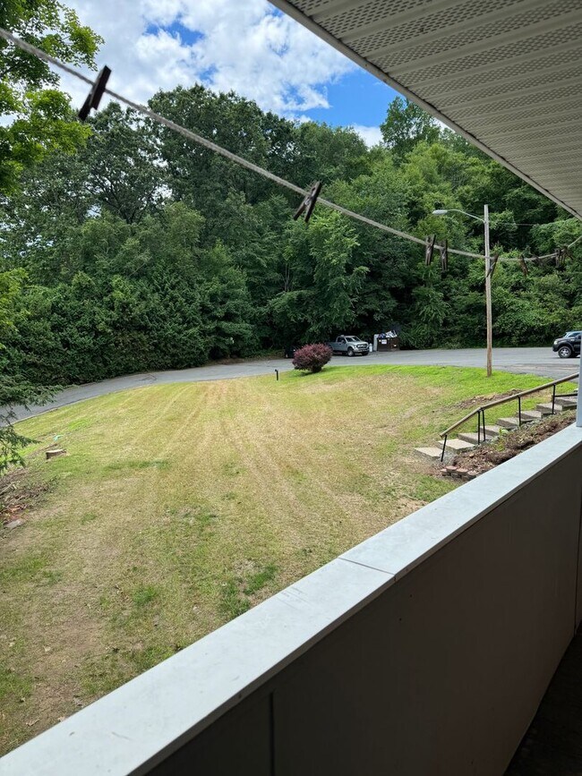 Photo - One bedroom Southwick Ma U-11