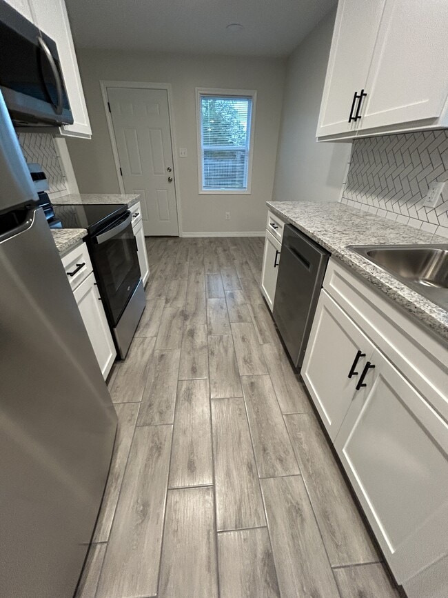 Photo - 2515 Kavanaugh Rd