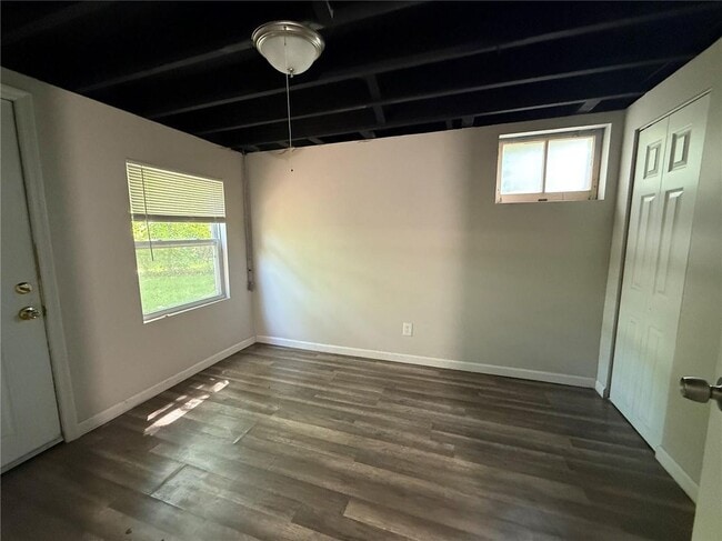 10124 Winkler Dr