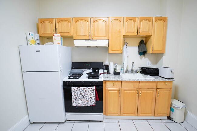 Photo - 39 Hemenway St Unit 23a