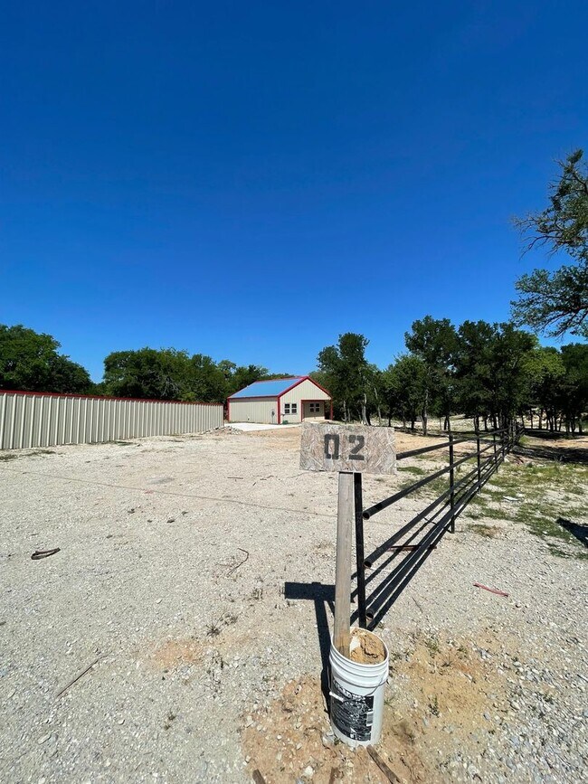 Photo - County Living, 2 bed barndominium