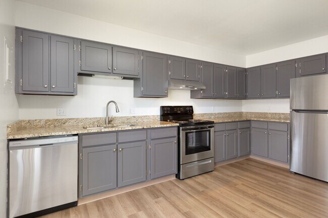 Country kitchen - Lakemont Apartments