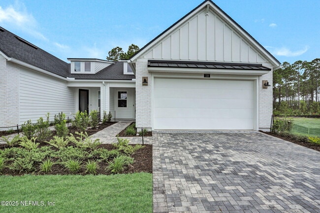 Photo - 119 Latham Dr