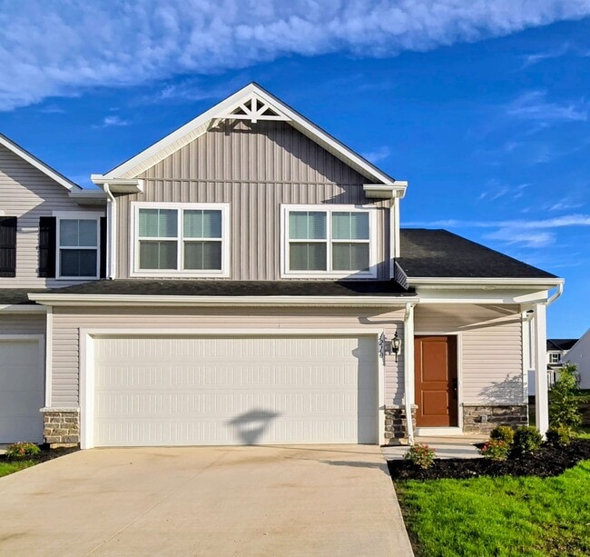 Building Photo - 1210 Ayla Ave