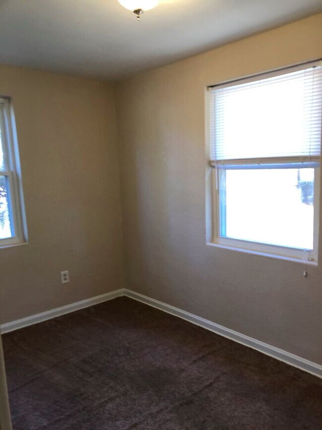 Photo - 3 Bed 1 Bath Home | Pet Friendly | Washer ...