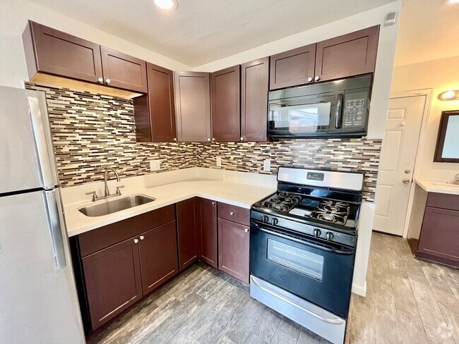 Building Photo - 1bd + Bonus Room Casita with Washer/Dryer ... Unit 1972.5 Rental