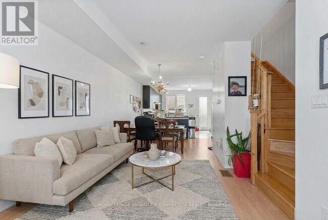 Photo - 399 The Westway