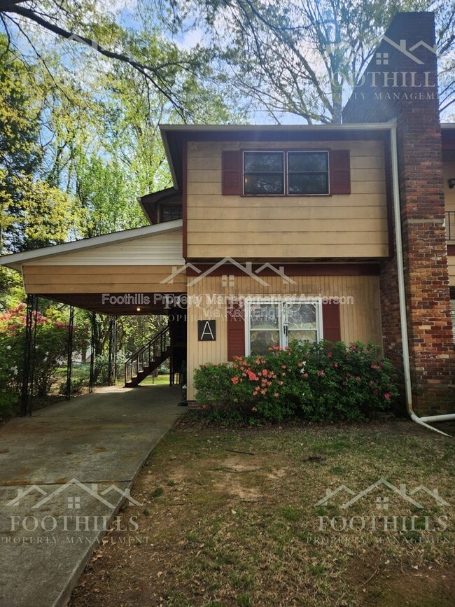 Photo - 130 Tanglewood Dr Unit A