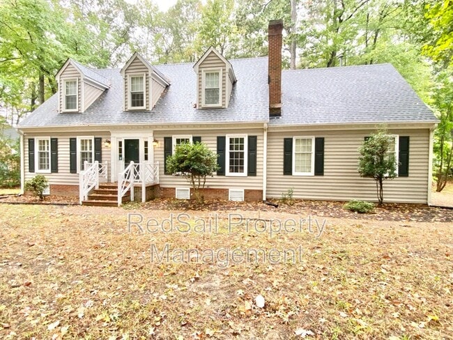 Photo - 114 Barclay Crescent