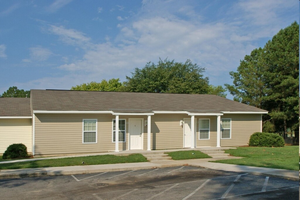Photo - Conway Village Apartments
