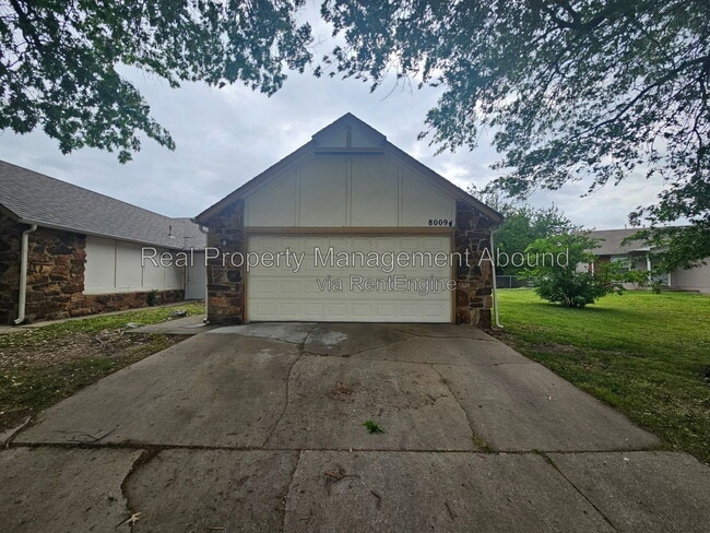 Photo - 8009 N 117th E Ave