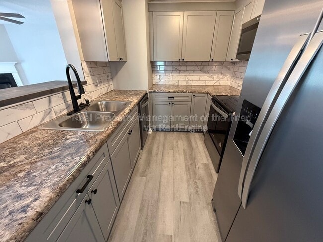 Photo - 521 Mill Pond Dr