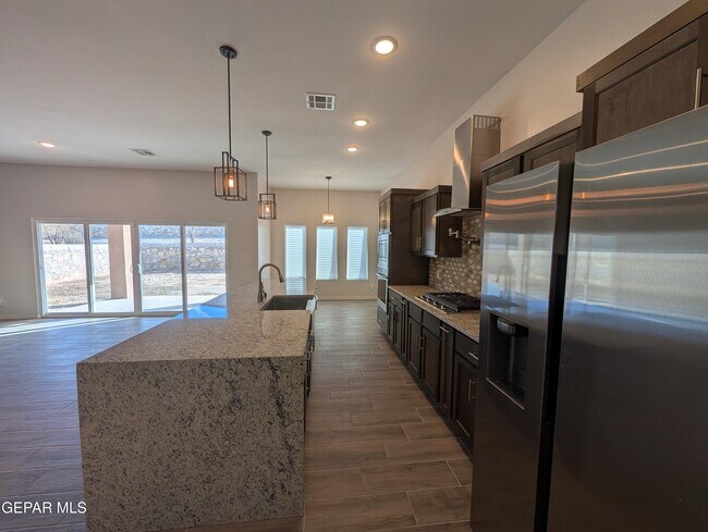 Photo - 517 La Entrada Cir