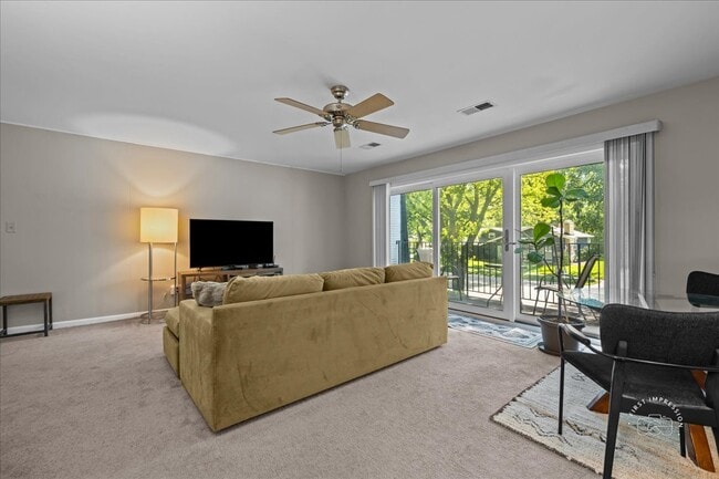 Photo - 1125 Royal St George Dr Unidad 208