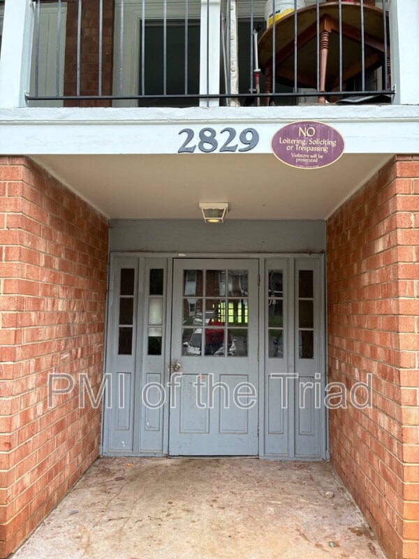 Building Photo - 2829 North O.Henry Boulevard Unit E Rental