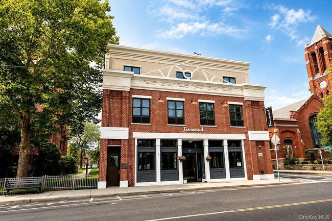 20 S Broadway Unit 204