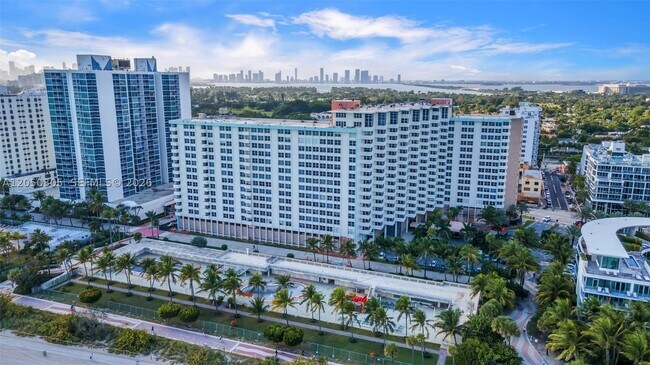 Photo - 2899 Collins Ave Unit 702