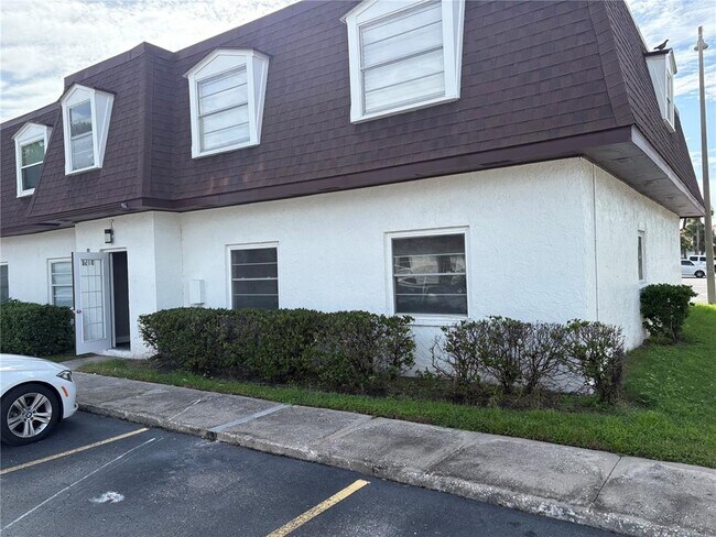 9218 Tudor Dr Unit P101