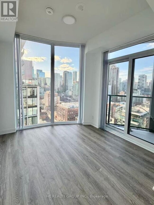 Photo - 180 Front St E Unit 2712