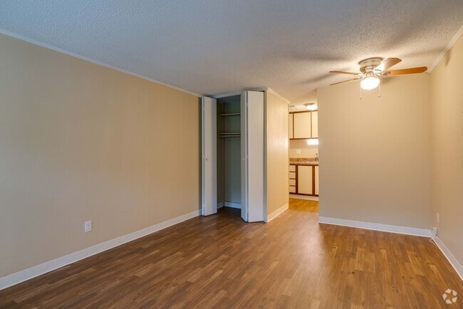 Studio - 288SF