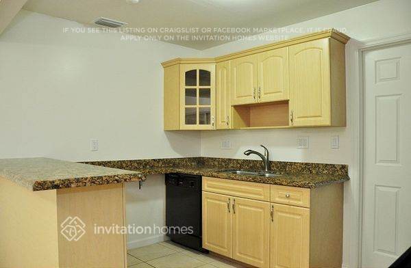 Photo - 7714 SW 6th Ct