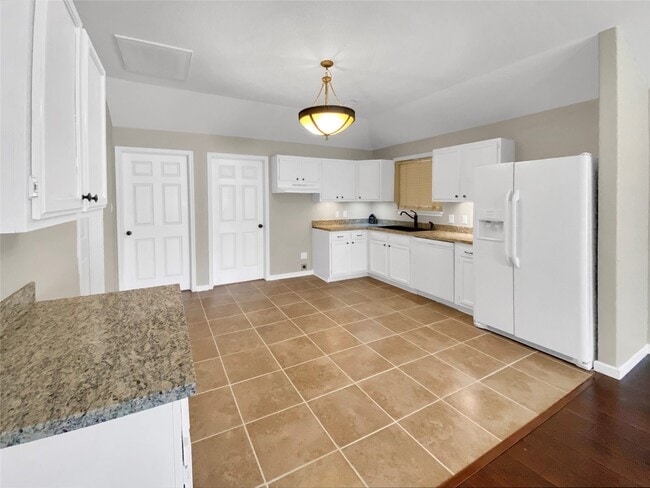 Photo - 10825 Royal Magnolia Dr