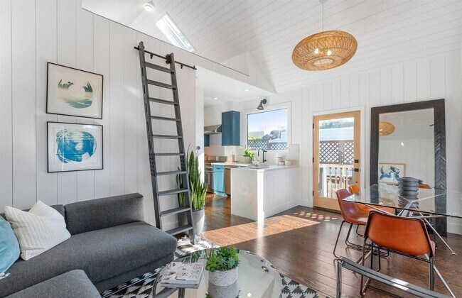 Photo - 1658 48th Ave