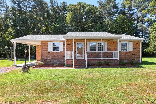 Photo - 2111 Clary Rd