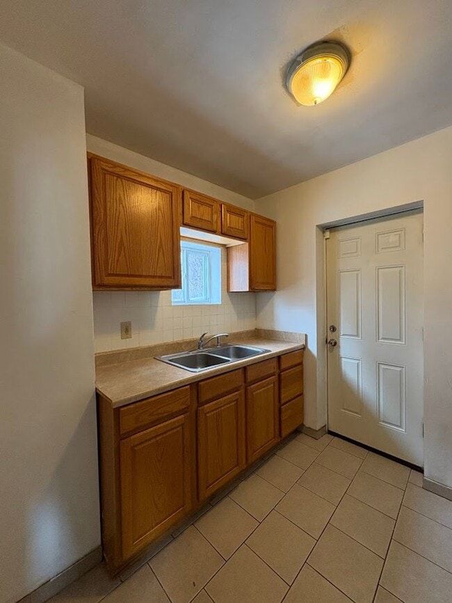 Photo - Three bedroom one bathroom home for rent