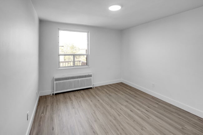 Photo - Northshore Apartments