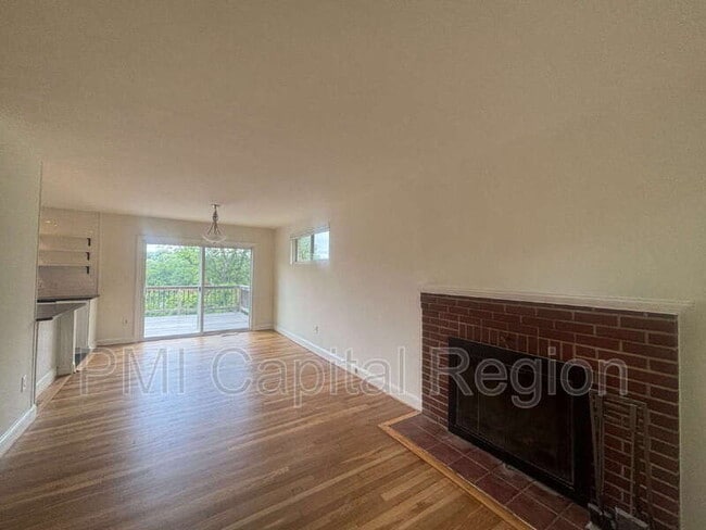 Photo - 2929 Terrace Dr