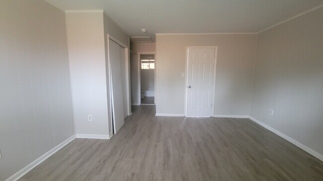 Photo - "Charming 1-Bed Oasis with Modern Comforts in Huntsville – Your Perfect Retreat!" Unidad G