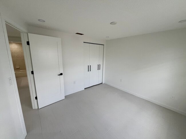 Photo - 1511 Suponic Ave Unit 1511 B
