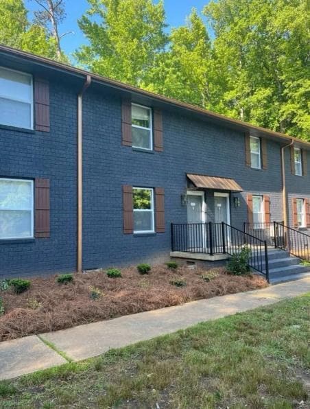 Photo - 1440 Nottingham Rd