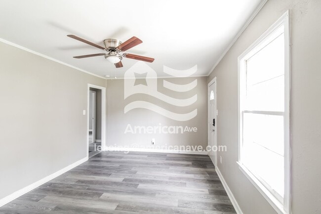 Photo - 986 Ponce De Leon Cir N