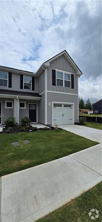 Building Photo - 24 Downing Dr Rental