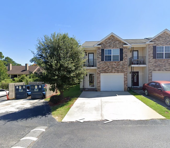 Building Photo - Beautiful 3-Bedroom, 2.5-Bath Townhome with Spacious Layout