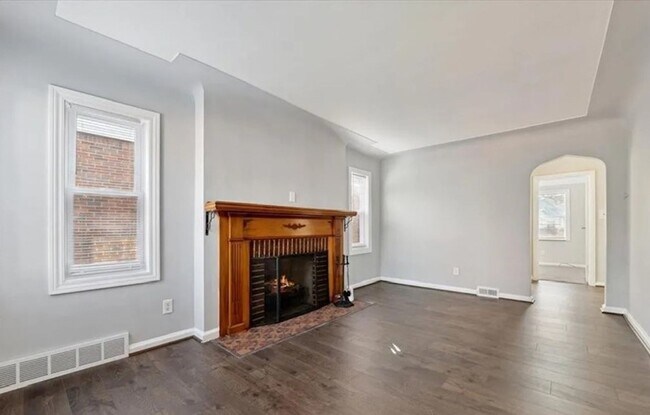 Photo - Beautiful 3 bedroom/1 bath Brick Bungalow - Now Available!