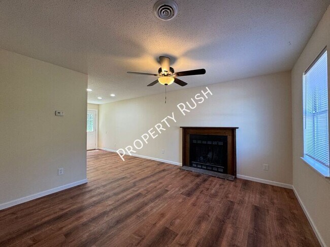 Photo - 1511 Rustic Dr Unit 1511